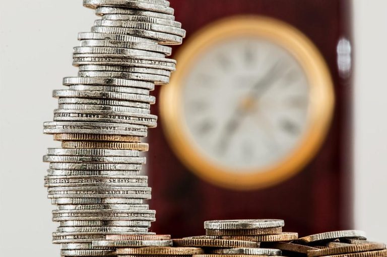Come investire i propri risparmi oggi: Breve guida agli Investimenti online